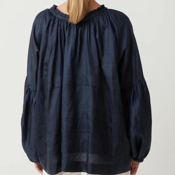Runaway Bicycle Anna Top In Navy Handloomed Silk Size S/M - Picture 3 of 14